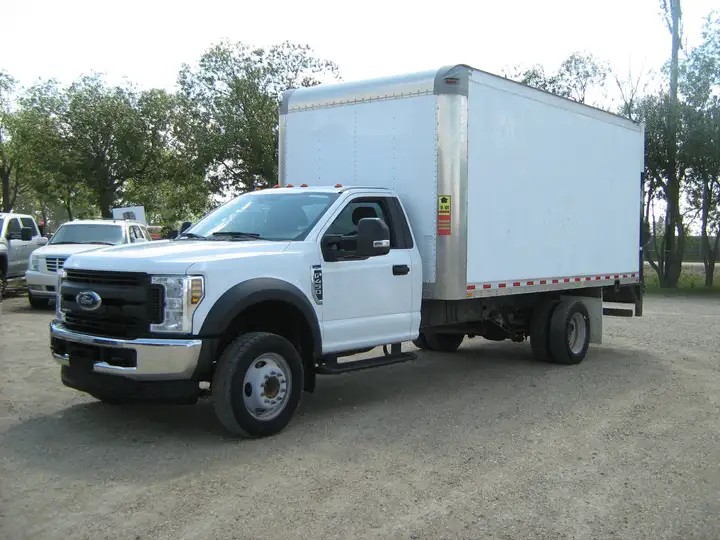 2018 Ford F-450 Super Duty XL 2WD Reg Cab 205 WB 120 CA, Ready To Go